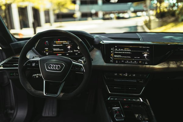 How to Choose and Style the Perfect Little White Dress for Summer?