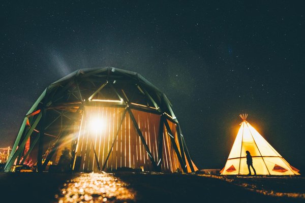 How to Cultivate a Healthy Work-Life Balance in Today's Fast-Paced World?