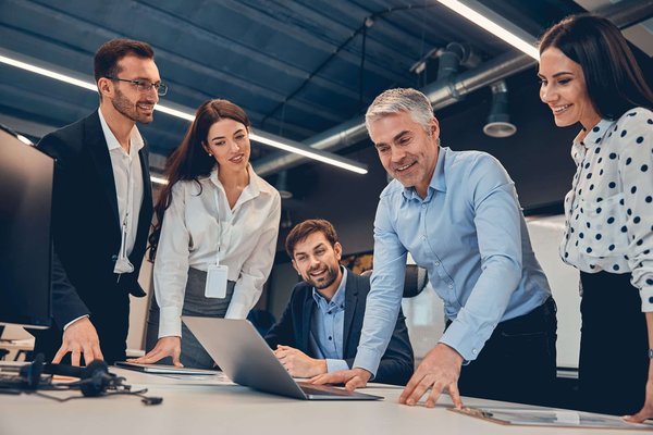 How to Leverage Technology for Small Business Customer Relationship Management?